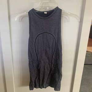 Lululemon women’s sleeveless workout tank, purple